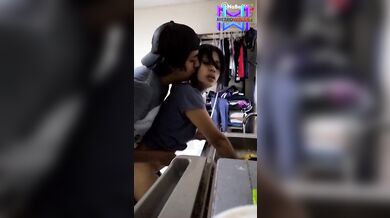 Bokep Ngewe Adek Lagi Nyuci Piring.mp4