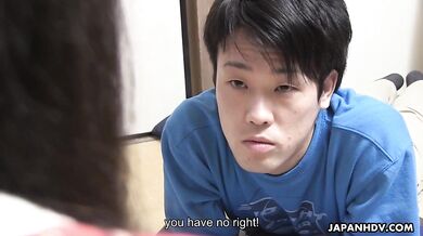 She gets her pussy rubbed ny her