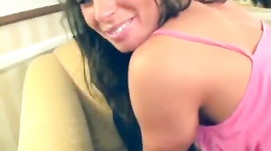 Hot Bitch Naomi With Huge Round Ass