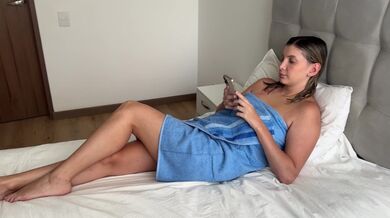 Step Brother Caught Step Sister Naked and Alone After Shower