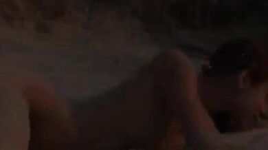 natasha jerkingoff off on the beach - video 14