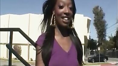 Milfs putting up cunts (Laura Orsolya)