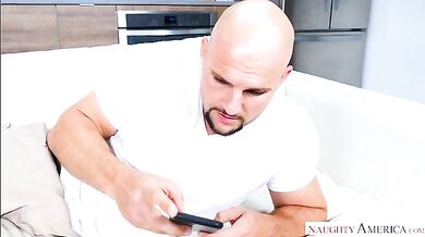 Kelsi Monroe Fucking In The Couch With Her Tattoos