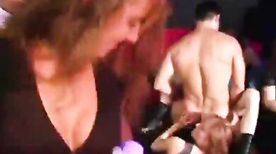 amateur horny girl get a warm sticky sperm.on face