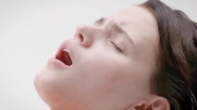 Ariel Soul Stretching Sexual Massage