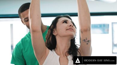 MODERN DAY SINS Aroused Liz Jordan & Acquaintance Rocket Powers Give In To Their Steamy Temptation