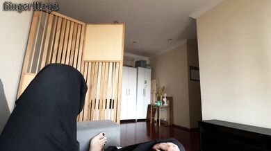 BIG ASS GOTH GIRL TEASE ME UNTIL I SHOOT HOT CUM DOWN HER THROAT