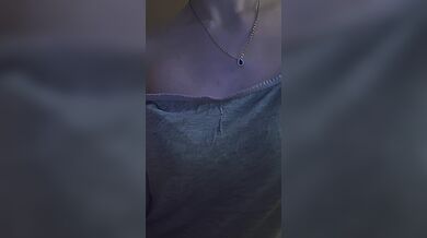 Mój przyrodni wyzywa mnie, żebym się przed nim rozebrał. On nie chce się pieprzyć