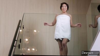 VIXENPLUS Gold digging Beauty Shows Her Man What She's Worth