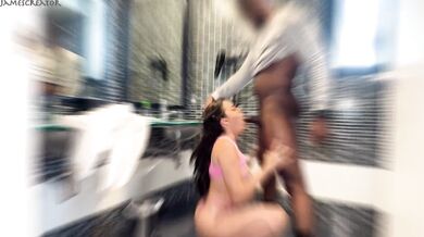 Me follo intensamente en anal a compañera de cuarto latina culona y su marido cornudo nos sorprende!