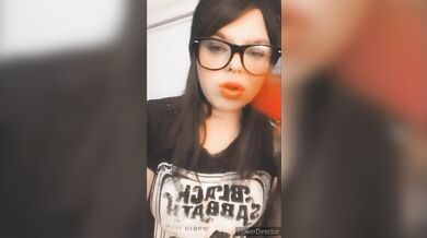 Close your eyes and open your mouth