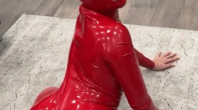 BTS Anna Claire Clouds prepares her Ass for me