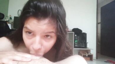 It's not just a blowjob, she swallows it all deep and doesn't get tired, deep throat