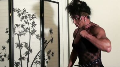 Bodacious Biceps By FBB Latia Del Riviero Home Workout