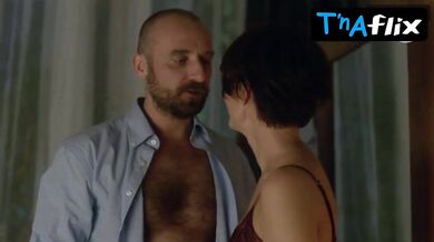 Maja Ostaszewska Sexy Scene in Druga Szansa