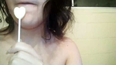 Lollipop BIT CLIT pussy playing