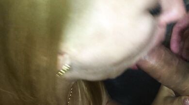 Hot redhead amateur milf blowjob - Huge cum in mouth POV