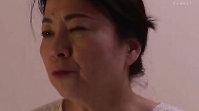 Iddle-aged Married Couples' Crazy Behavior! 6