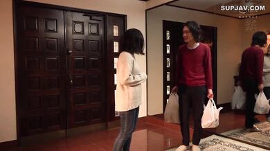 During The 5 Mins When My Husband Is Smoking, My Father In Law Is Out In A Shortened Time And 10 Cum Shots Are Made Every Day Meguri Fujiura