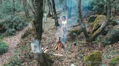 Indian Instagram Influencer Poonam Pandey Outdoor Show