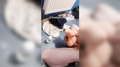 Teen cums 3 times in 3 short vids