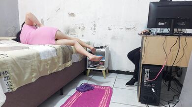 Lonely Housewife Can't Resist the Internet Technician and Makes Her Husband a Fool!