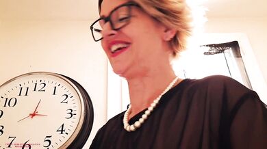 She Looked Innocent Until You Walked Into The Kitchen, Housewife With No Limits ! - Compilation