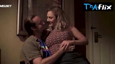 Jolene Hexx Breasts Scene in Frightvision