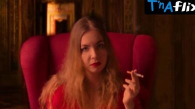 Diana Ringo Breasts Scene in 1984