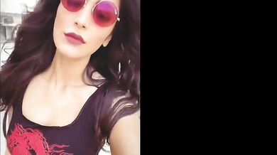 Shruti Haasan Breasts Scene in Shruti Haasan Hot Sexy Bold January June 2021