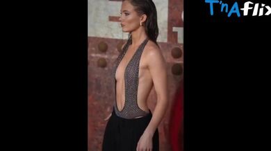 Freya Allan Breasts Scene in Freya Allan Kingdom Of The Planet Of The Apes Movie Premier