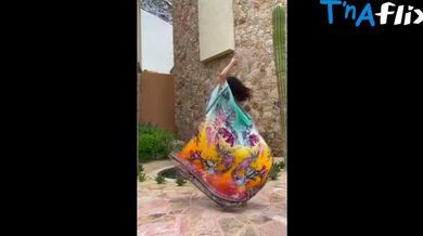 Salma Hayek Breasts, Bikini Scene in Salma Hayek's Sexy Sensational Seduction