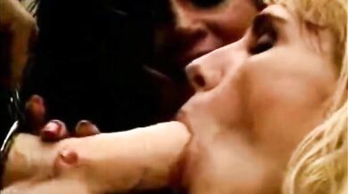 SaRenna Lee,Lisa Lipps & Tawny Peaks