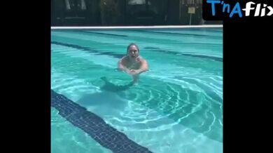 Natalya Rudova Bikini Scene in Natalya Rudova Showing Her Sexy Body After Getting Out Of The Pool