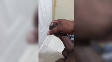 Me masturbe viendo videos porno de mí actriz favorita ????