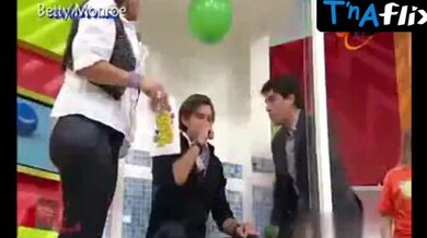 Betty Monroe Sexy Scene in Betty Monroe Sexy