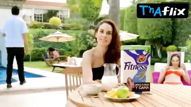 Ana Serradilla Bikini Scene in Ana Serradilla Bikini Sexy