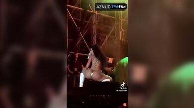 Doja Cat Sexy Scene in Arte Concert