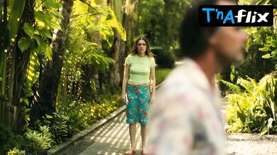 Aimee-Lou Wood Sexy Scene in The White Lotus