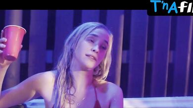 Karolina Ugrenyuk Breasts, Bikini Scene in Popeye's Revenge