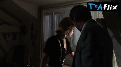 Emmanuelle Seigner Sexy Scene in Frantic