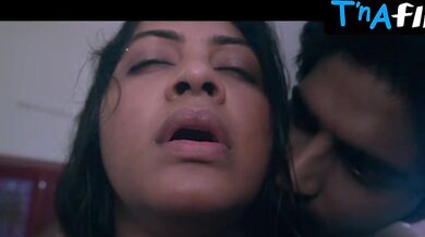 Rachitha Mahalakshmi Sexy Scene in Fire
