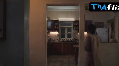 Sanya Malhotra Butt, Underwear Scene in Mrs.