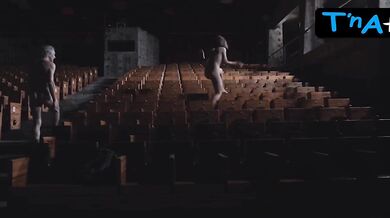 Bela Leindecker Butt, Breasts Scene in Anna