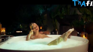 Yuliya Peresild Breasts Scene in On I Ona