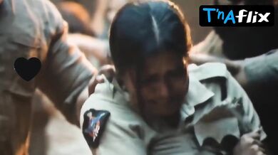 Saiyami Kher Breasts, Underwear Scene in Jaat