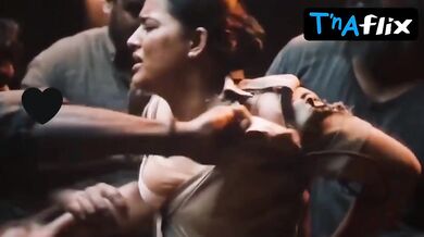 Saiyami Kher Breasts, Underwear Scene in Jaat