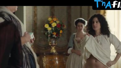 Alicia Armenteros Butt Scene in La Vida Breve