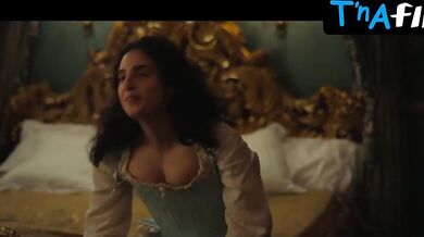 Alicia Armenteros Butt Scene in La Vida Breve