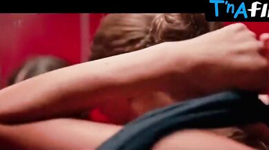 Niv Sultan Underwear Scene in Tehran